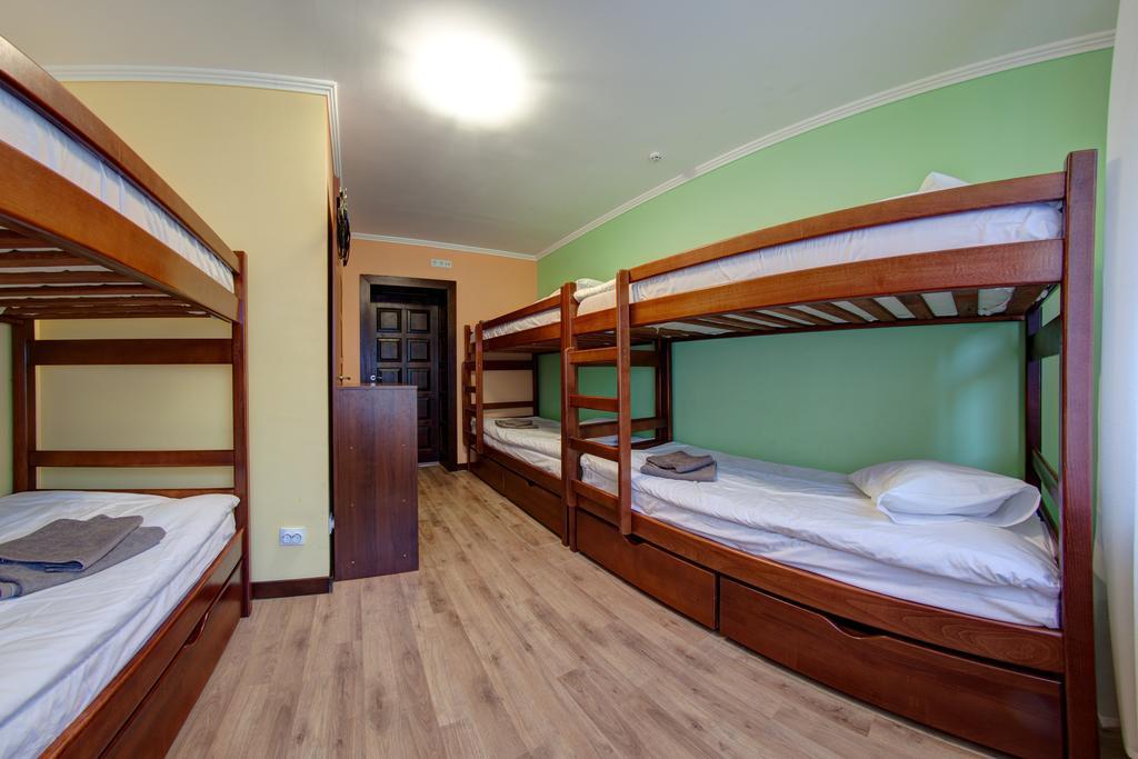 Free Way Hostel Yablunytsya Room photo